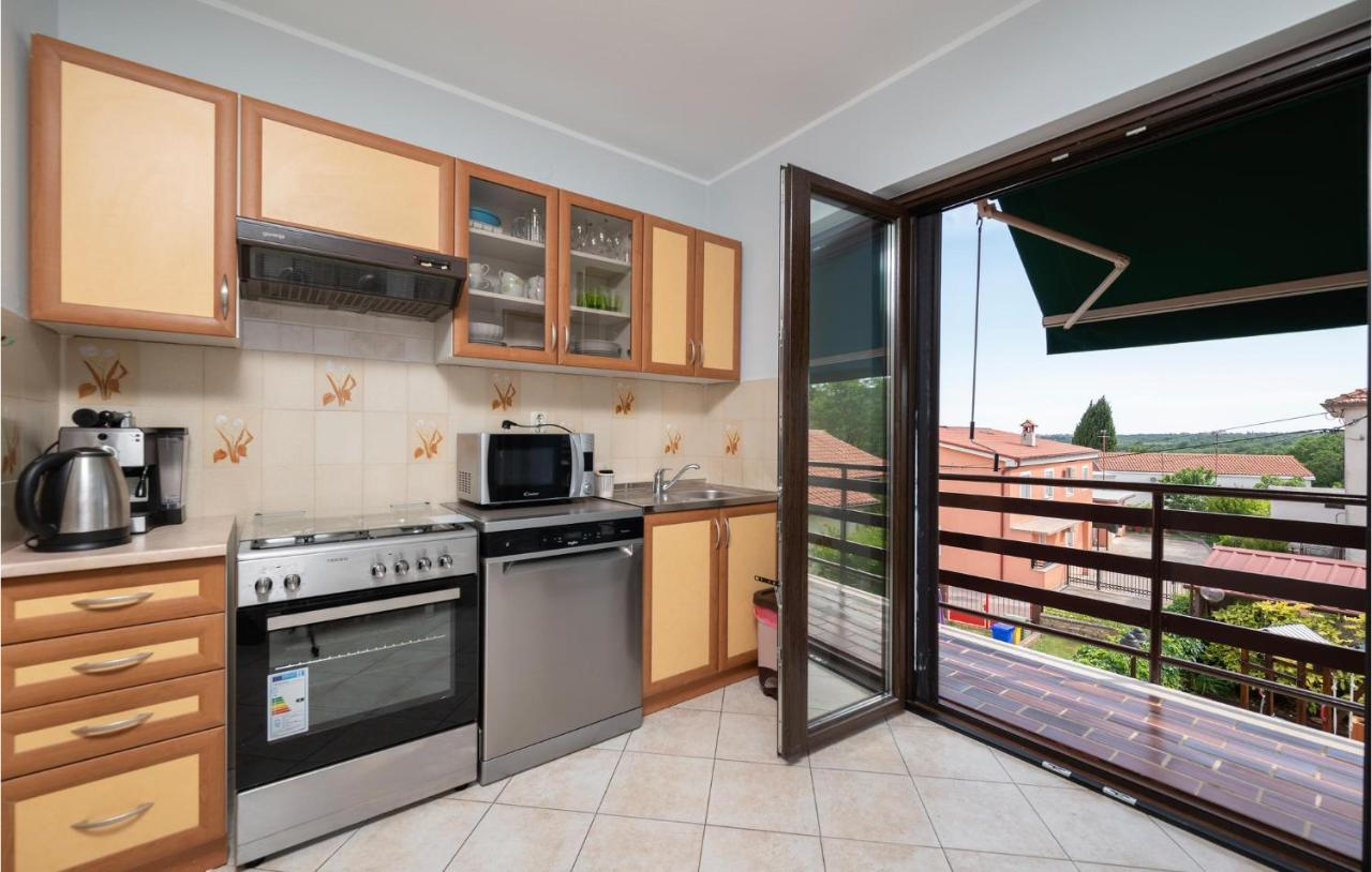 1 Bedroom Amazing Apartment In Peruški Εξωτερικό φωτογραφία