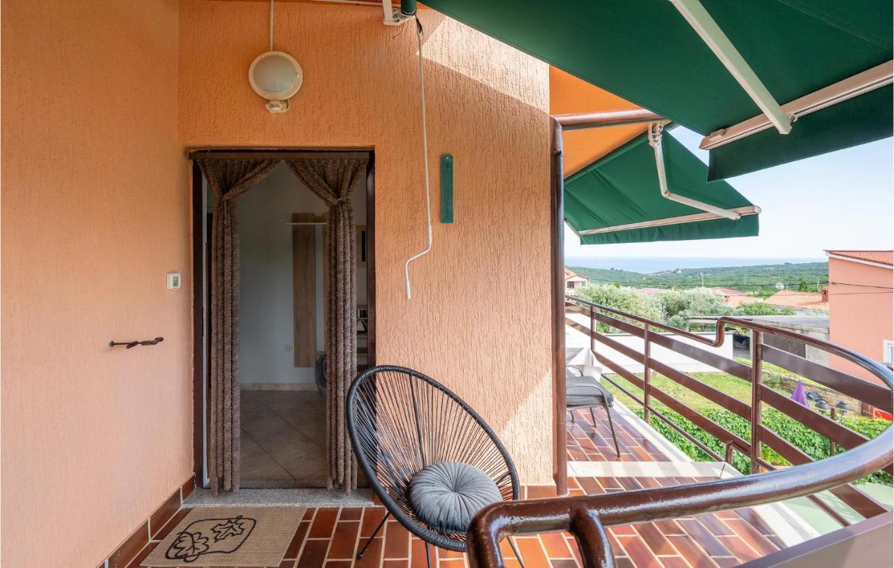 1 Bedroom Amazing Apartment In Peruški Εξωτερικό φωτογραφία